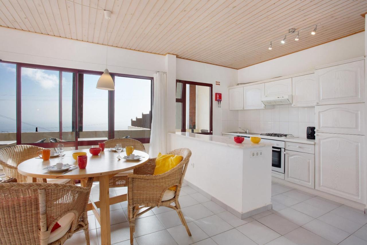 Casa Conny Apartment Caniço Екстериор снимка